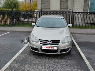 2009 Volkswagen Jetta V, бежевый, 670000 рублей, вид 2