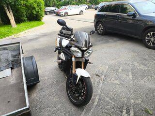 2012 Triumph Speed Triple, белый, 550000 рублей, вид 4