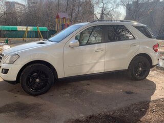 2010 Mercedes-Benz M-Класс 350 II (W164) Рестайлинг, белый, 1390000 рублей, вид 4