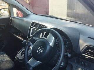 2014 Toyota Ractis II, коричневый, 1265000 рублей, вид 5