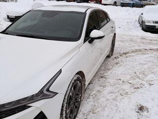 2021 Kia K5 III, белый, 2500000 рублей, вид 2