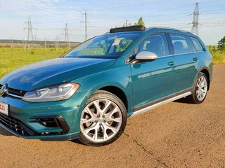 2019 Volkswagen Golf Alltrack VII Рестайлинг, зелёный, 2730000 рублей, вид 1