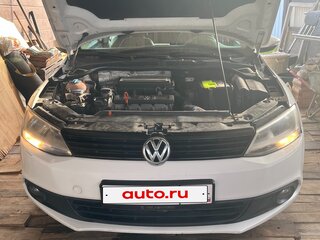 2013 Volkswagen Jetta VI, белый, 600000 рублей, вид 3