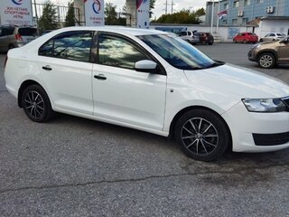 2017 Skoda Rapid I, белый, 650000 рублей, вид 2