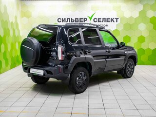 2024 Lada (ВАЗ) Niva Travel I, зелёный, 920000 рублей, вид 2