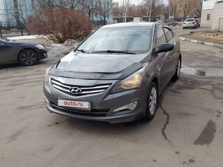 2016 Hyundai Solaris I Рестайлинг, серебристый, 850000 рублей, вид 4