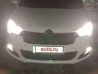 2013 Citroen C4 II, белый, 673000 рублей, вид 2
