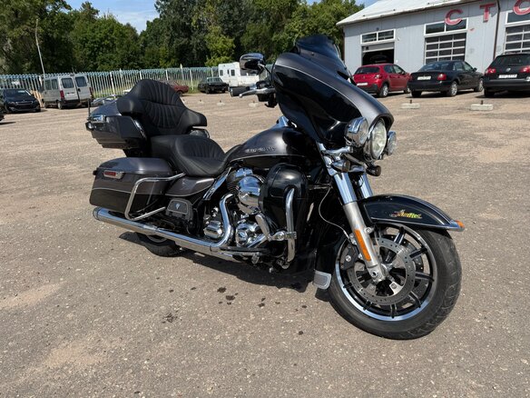 2014 Harley-Davidson Electra Glide, чёрный, 1070000 рублей