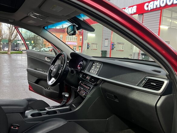 2019 Kia Optima IV Рестайлинг, красный, 2200000 рублей - вид 10