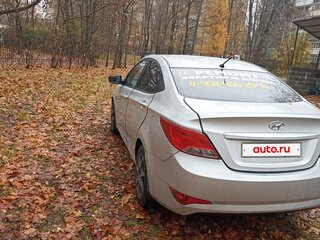 2016 Hyundai Solaris I Рестайлинг, серебристый, 597000 рублей, вид 5