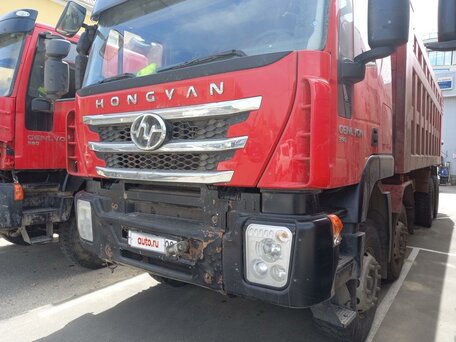 2023 IVECO-Hongyan 8x4 (CQ3406), красный, 3699000 рублей, вид 2