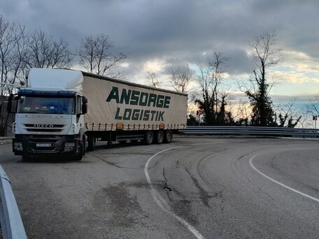 2011 Iveco Stralis, белый, 3000000 рублей, вид 5