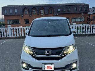 2016 Honda Stepwgn V, белый, 1800000 рублей, вид 2