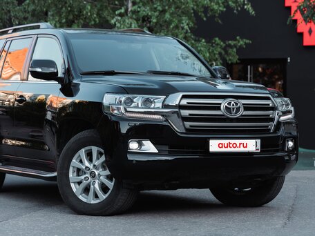 2019 Toyota Land Cruiser 200 Series Рестайлинг 2, чёрный, 6170000 рублей, вид 3