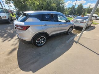 2023 Geely Coolray I, серебристый, 2000000 рублей, вид 4