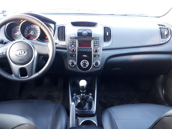 2011 Kia Cerato 6-speed II, коричневый, 490000 рублей - вид 5