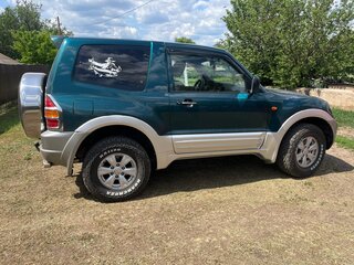 2002 Mitsubishi Pajero III, зелёный, 900000 рублей, вид 1