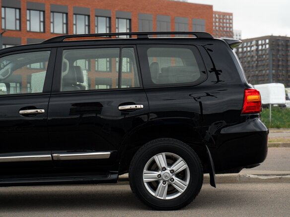 2014 Toyota Land Cruiser 200 Series Рестайлинг 1, чёрный, 4049999 рублей - вид 19