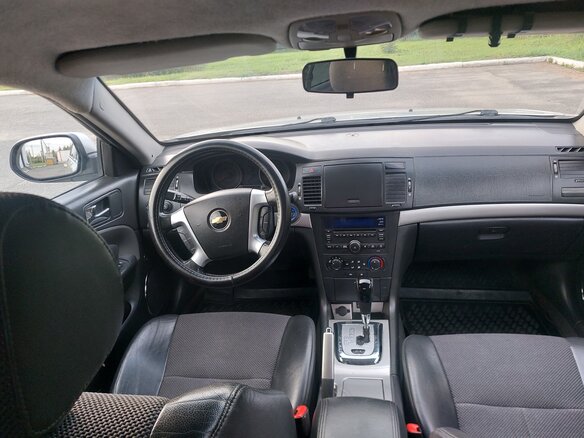 2011 Chevrolet Epica V250 Рестайлинг, серебристый, 700000 рублей - вид 11