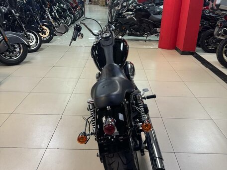2010 Harley-Davidson Street Bob, чёрный, 855000 рублей, вид 4