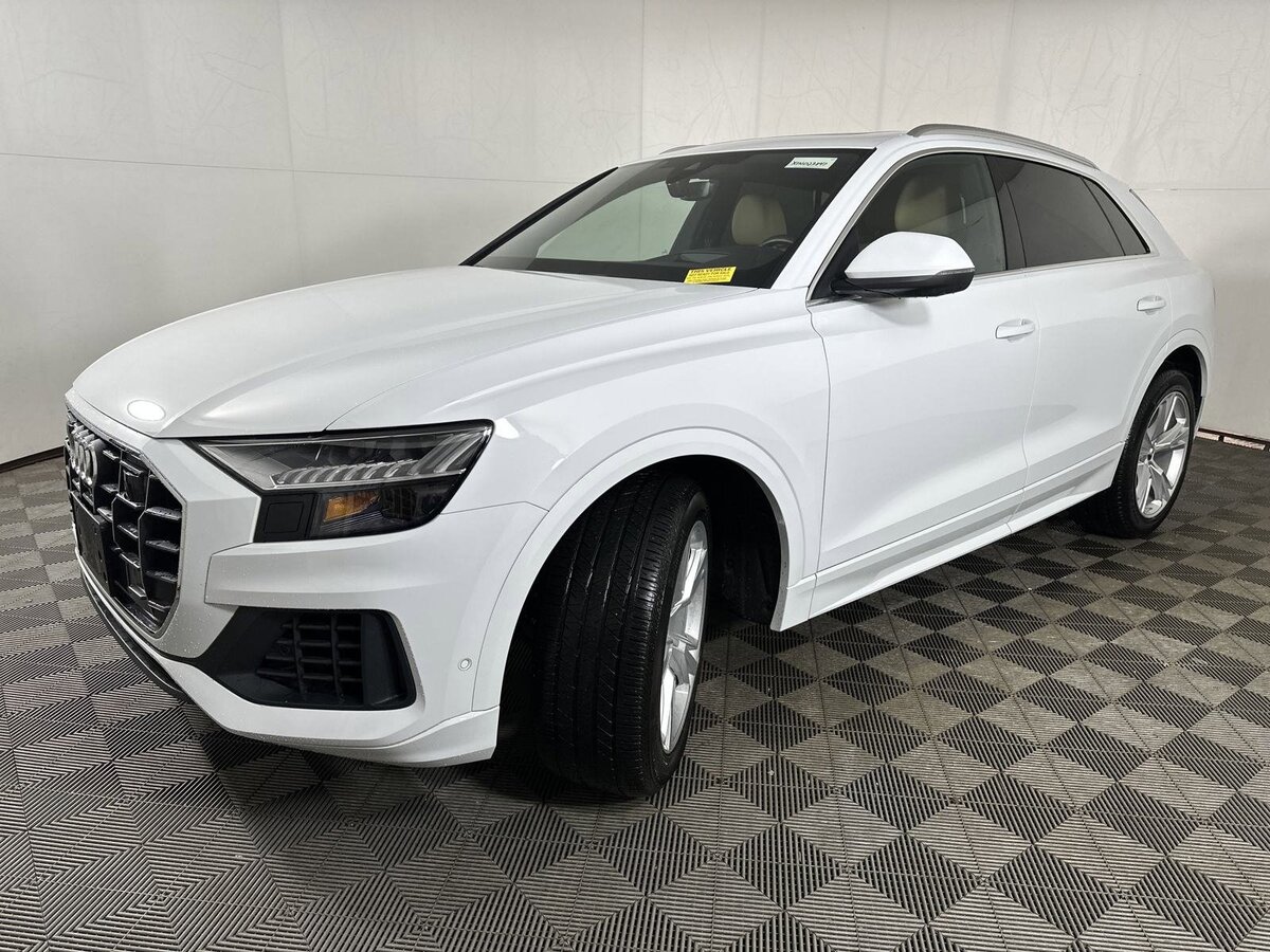 Открыть фотографии: Audi Q8 I (4M)