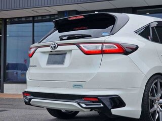 2020 Toyota Harrier III (XU60) Рестайлинг, белый, 2199000 рублей, вид 4