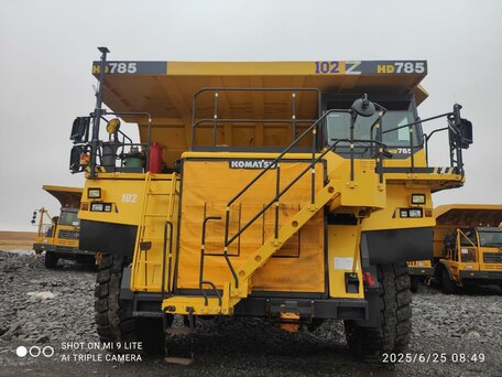 2021 Komatsu HD785-7, золотистый, 150000000 рублей, вид 5