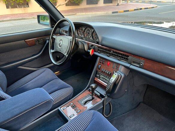 1989 Mercedes-Benz S-Класс 560 II (W126) Рестайлинг, синий, 7000000 рублей - вид 17