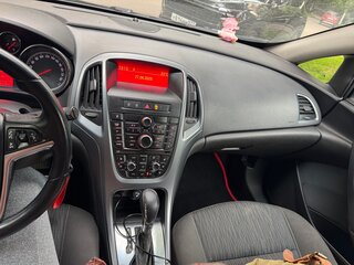 2012 Opel Astra GTC J Рестайлинг, чёрный, 760000 рублей, вид 3