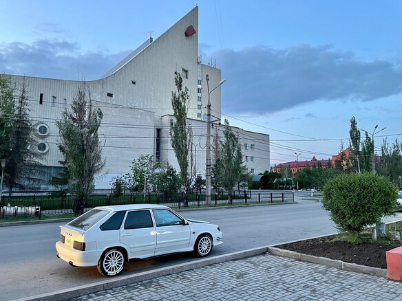 2013 Lada (ВАЗ) 2114, белый, 1150000 рублей - вид 4