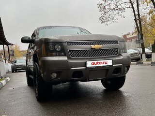 2013 Chevrolet Tahoe 6AT III, коричневый, 1700000 рублей, вид 2