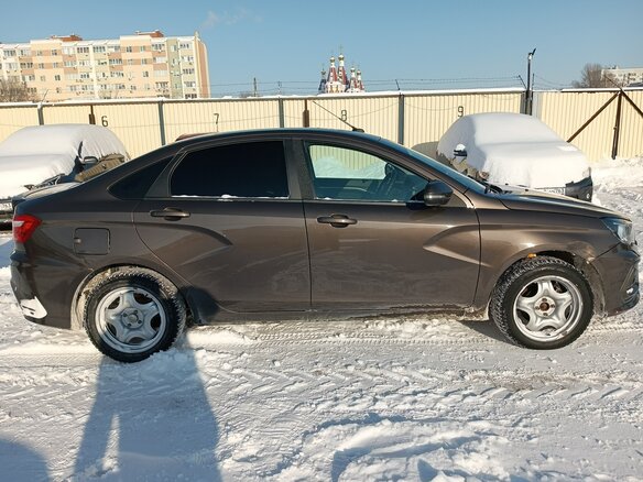 2017 Lada (ВАЗ) Vesta I, коричневый, 685000 рублей - вид 2
