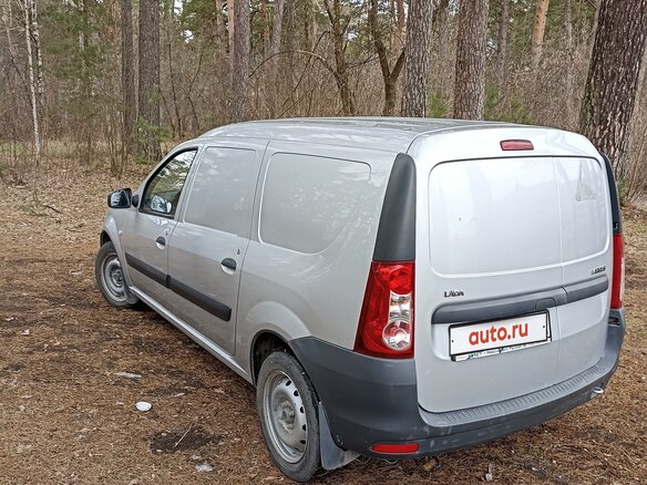 2013 Lada (ВАЗ) Largus I, серебристый, 750000 рублей - вид 3