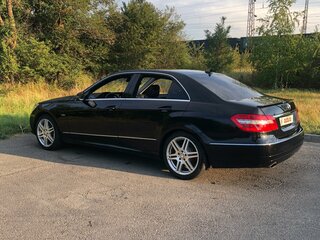 2010 Mercedes-Benz E-Класс 200 5G-Tronic IV (W212, S212, C207), чёрный, 1500000 рублей, вид 3