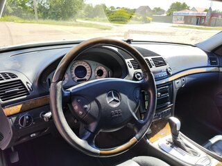 2002 Mercedes-Benz E-Класс 320 III (W211, S211), белый, 1495000 рублей, вид 4