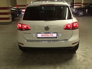 2014 Volkswagen Touareg II, белый, 2900000 рублей, вид 4