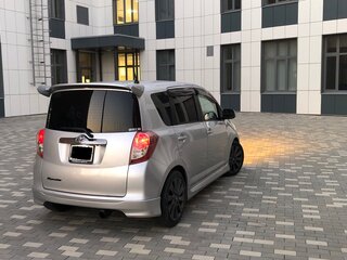 2007 Toyota Ractis I, серебристый, 610000 рублей, вид 3