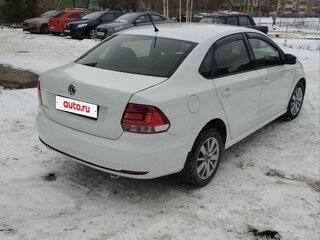 2016 Volkswagen Polo V Рестайлинг, белый, 970000 рублей, вид 4