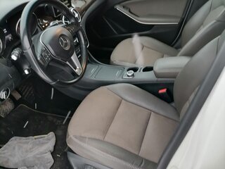 2015 Mercedes-Benz GLA 200 I (X156), белый, 1800000 рублей, вид 5