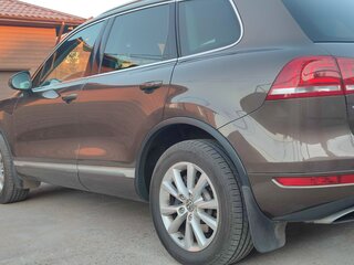 2014 Volkswagen Touareg II, коричневый, 2755000 рублей, вид 1
