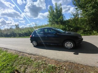 2008 Peugeot 206, чёрный, 330000 рублей, вид 2