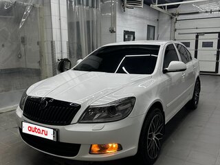 2012 Skoda Octavia DSG7 II (A5) Рестайлинг, белый, 1200000 рублей, вид 1