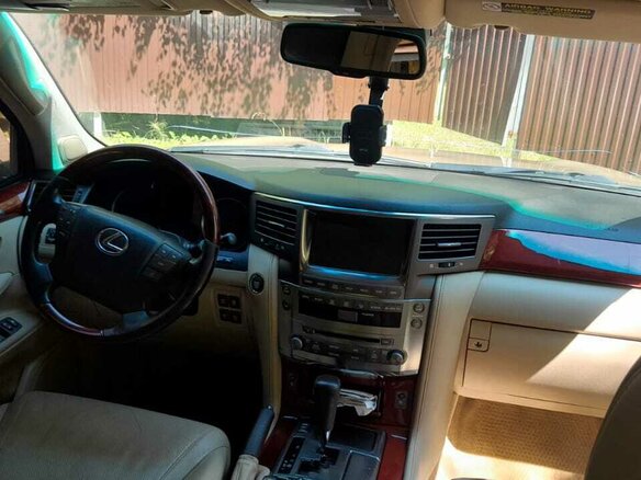 2008 Lexus LX 570 III, бежевый, 3490000 рублей - вид 9