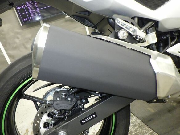2024 Kawasaki ZX-7 Ninja, белый, 1300000 рублей - вид 12