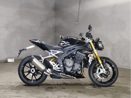 2021 Triumph Speed Triple, чёрный, 1300000 рублей, вид 1
