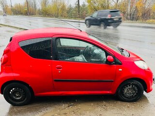 2010 Peugeot 107 I Рестайлинг, красный, 290000 рублей, вид 2