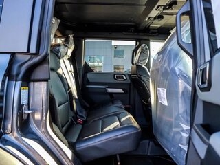 2023 Ford Bronco VI, серый, 10553538 рублей, вид 4