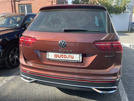 2020 Volkswagen Tiguan II Рестайлинг, коричневый, 3490000 рублей, вид 5