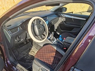 2013 Skoda Octavia III (A7), красный, 1000000 рублей, вид 5