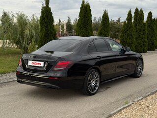 2017 Mercedes-Benz E-Класс 300 V (W213, S213, C238), чёрный, 3550000 рублей, вид 4